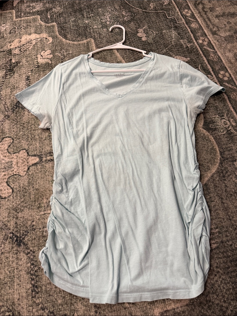 Ingrid & Isabel Pale Blue V-Neck Side-Ruching Maternity Tee